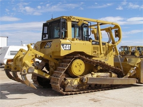 Dozers/tracks Caterpillar D6T