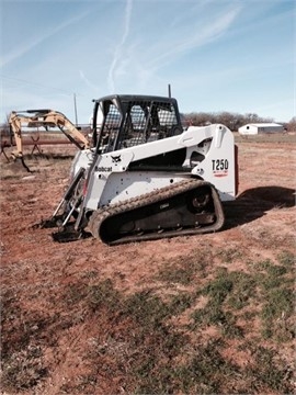 Miniloaders Bobcat T250