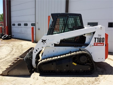 Minicargadores Bobcat T180 seminueva en venta Ref.: 1442959836383926 No. 3