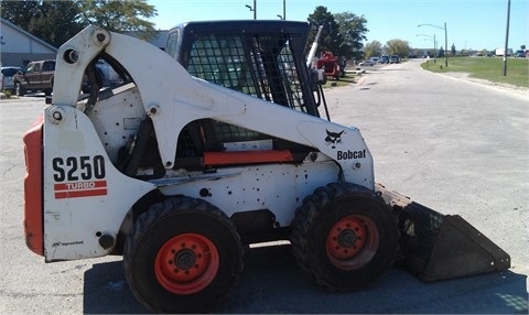 Minicargadores Bobcat S250 en buenas condiciones Ref.: 1443049220145590 No. 3