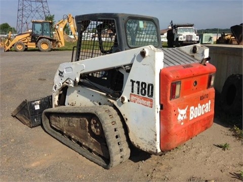 Minicargadores Bobcat T180 seminueva en perfecto estado Ref.: 1443123033066527 No. 3