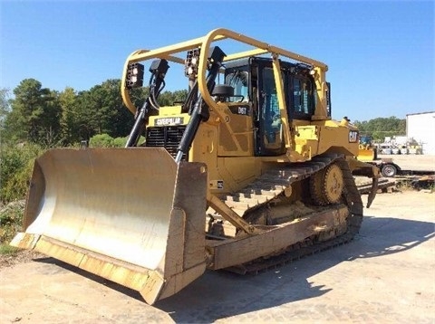 Dozers/tracks Caterpillar D6T