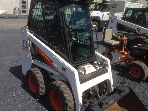 Minicargadores Bobcat S70