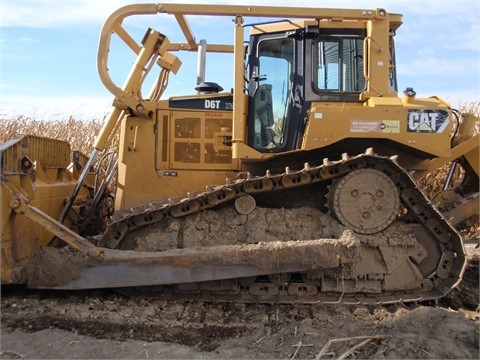 Tractores Sobre Orugas Caterpillar D6T