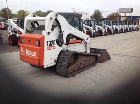 Minicargadores Bobcat T320 en venta, usada Ref.: 1444768723777312 No. 3