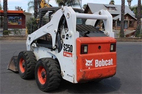 Minicargadores Bobcat S250 usada de importacion Ref.: 1444933914288745 No. 3