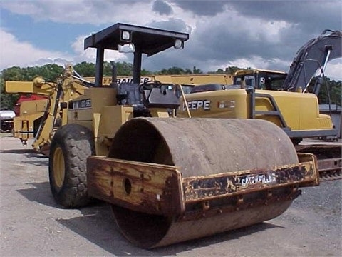 Compactadora Vibratoria Caterpillar CS-563C importada de segunda  Ref.: 1447362864573846 No. 2