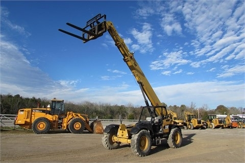 Manipulador Telescopico Caterpillar TH460B de segunda mano a la v Ref.: 1449180247822333 No. 2