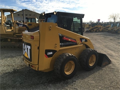 Minicargadores Caterpillar 236B usada a buen precio Ref.: 1449258035153632 No. 3