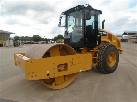 Compactadora Vibratoria Caterpillar CS66B de medio uso en venta Ref.: 1450125553693610 No. 4