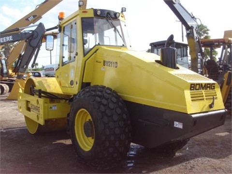 Compactadora Vibratoria Bomag BW211D usada Ref.: 1450201738009918 No. 4