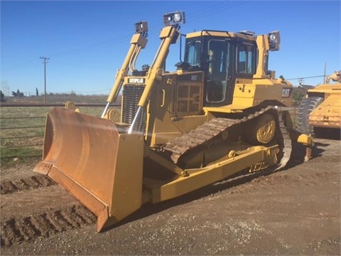 Dozers/tracks Caterpillar D6T