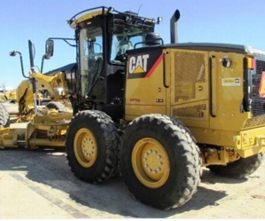 Motoconformadoras Caterpillar 140M de segunda mano a la venta Ref.: 1450302456442417 No. 3