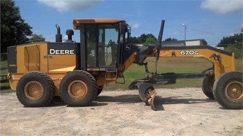 Motoconformadoras Deere 670G usada a buen precio Ref.: 1450723878950082 No. 4