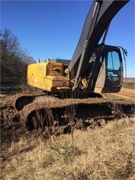 Excavadoras Hidraulicas Deere 240D de medio uso en venta Ref.: 1451495944193718 No. 2