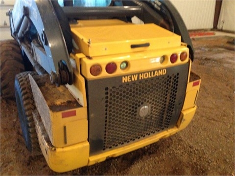 Minicargadores New Holland L230 importada a bajo costo Ref.: 1452221236394187 No. 4