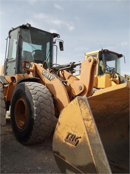 Wheel Loaders Case 621F