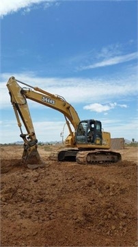 Hydraulic Excavator Deere 225C