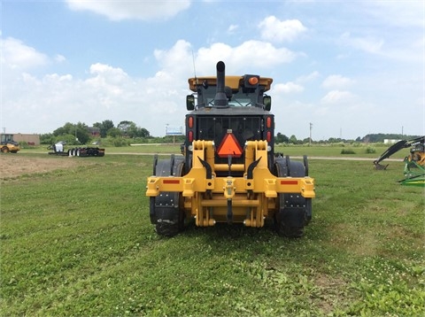 Motoconformadoras Deere 772G seminueva Ref.: 1452733989295040 No. 4