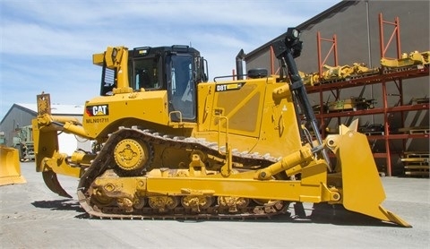 Dozers/tracks Caterpillar D8T