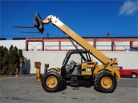 Telehandler Caterpillar TH560B