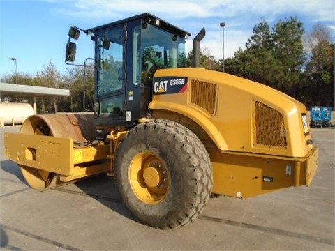 Compactadora Vibratoria Caterpillar CS66B de segunda mano Ref.: 1453145884683635 No. 3