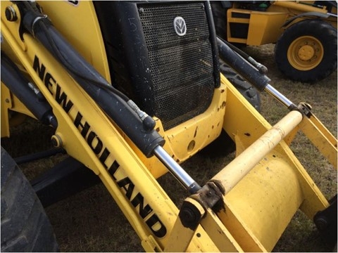 Retroexcavadoras New Holland B95B importada en buenas condiciones Ref.: 1454705753223681 No. 3