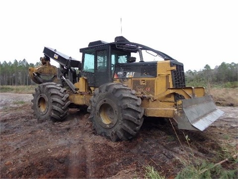 Forestales Maquinas Caterpillar 525C seminueva en venta Ref.: 1456199725637352 No. 3