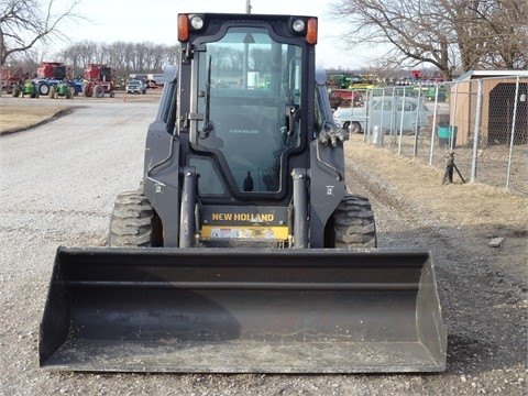 Minicargadores New Holland L225 de segunda mano en venta Ref.: 1456447216125858 No. 3