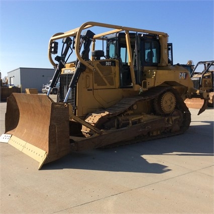 Dozers/tracks Caterpillar D6T