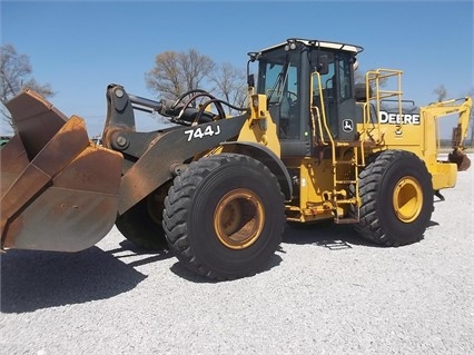 Wheel Loaders Deere 744J