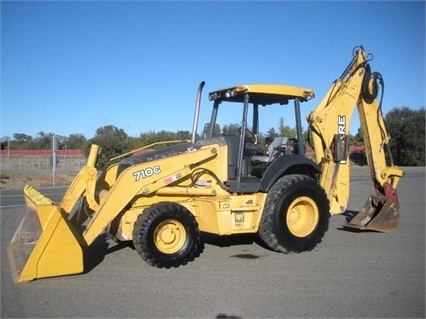 Backhoe Loaders Deere 710G