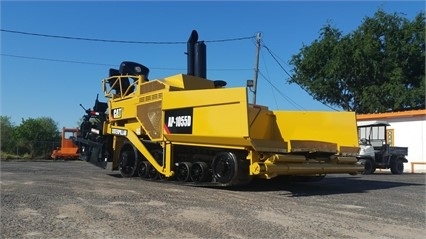 Pavers Caterpillar AP-1055D