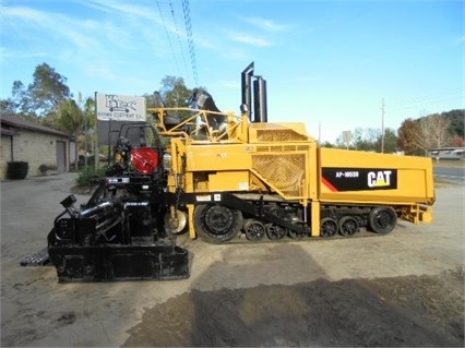 Pavers Caterpillar AP-1055D