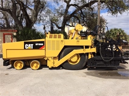 Pavers Caterpillar AP-1000