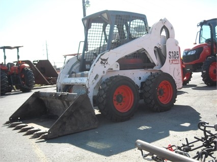 Minicargadores Bobcat S185