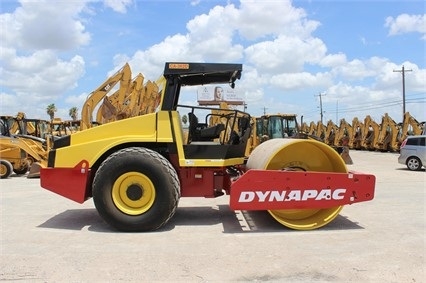 Compactadora Vibratoria Dynapac CA362D importada en buenas condic Ref.: 1461704177068774 No. 2