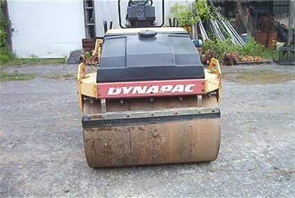 Compactadora Vibratoria Dynapac CC142 seminueva en venta Ref.: 1461776272447904 No. 4