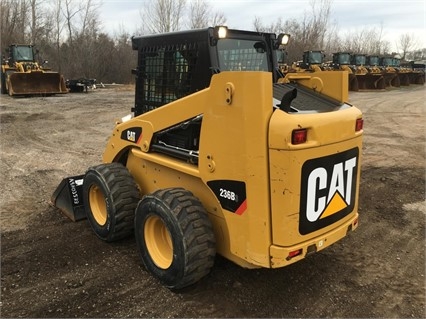 Minicargadores Caterpillar 236B en buenas condiciones Ref.: 1461861624478526 No. 2