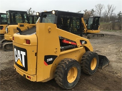 Minicargadores Caterpillar 236B en buenas condiciones Ref.: 1461861624478526 No. 3