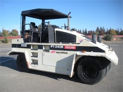 Compactadora Con Llantas Ingersoll-rand PT240R seminueva en venta Ref.: 1461866425488275 No. 4