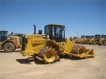 Compactadoras Suelos Y Rellenos Caterpillar 815F de segunda mano Ref.: 1461867965769650 No. 3