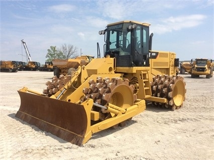 Compactadoras Suelos Y Rellenos Caterpillar 815F