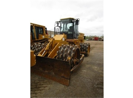 Compactadoras Suelos Y Rellenos Caterpillar 815F en venta, usada Ref.: 1462210778686356 No. 2