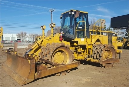 Compactadoras Suelos Y Rellenos Caterpillar 825G