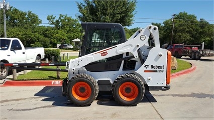 Minicargadores Bobcat S570 de medio uso en venta Ref.: 1462490161787515 No. 2