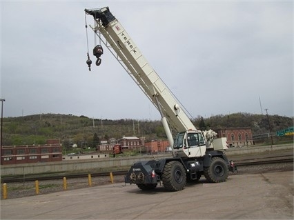 Cranes Terex RT555