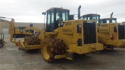 Compactadoras Suelos Y Rellenos Caterpillar 815F importada Ref.: 1463521378827954 No. 3