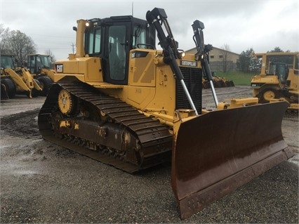 Tractores Sobre Orugas Caterpillar D6T de segunda mano en venta Ref.: 1463683764027266 No. 3