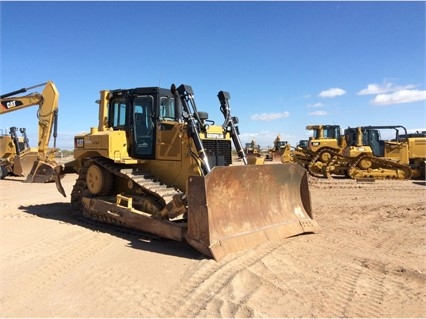 Tractores Sobre Orugas Caterpillar D6T en venta Ref.: 1464710909719443 No. 4